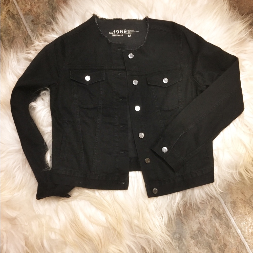 NWOT Gap 1969 Black Denim Jacket